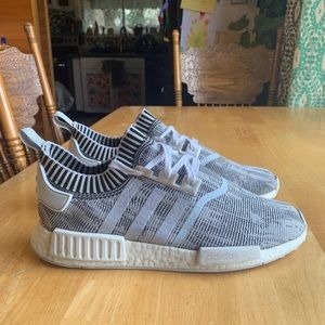 mens adidas primeknit nmd r1